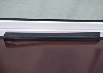 Opel Meriva A uszczelka słupka B prawa pasażera 13123848 RH