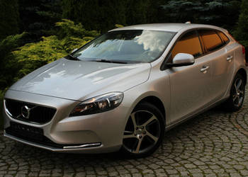 Volvo V40 Egzemplarz w doskonałym stanie Opłacony II (2012-)