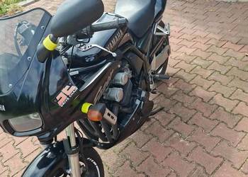 Yamaha FZS 600 Fazer FZS600