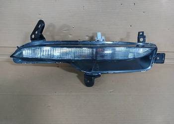 KIERUNKOWSKAZ PRAWY PRZÓD RENAULT MEGANE IV 261306376R