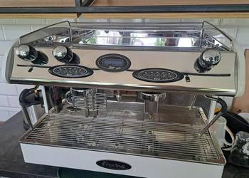 Ekspres do kawy dwugrupowy Fracino Romano 2E młynek do kawy Luxomatic