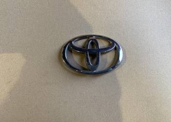 3280T010 emblemat znaczek tylnej klapy Toyota corolla e12