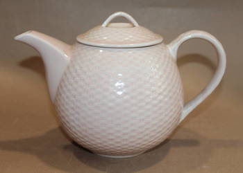 Różowy, ceramiczny dzbanek nr 1177