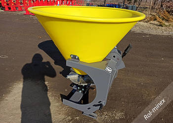 Nowy Rozsiewacz do nawozów nawozu Lejek 1 tarczowy Demarol #3 Transport