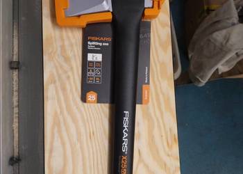 Siekiera Fiskars
