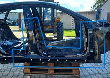Audi A7 II 4K8 4M0 TFSI SŁUPEK ŚRODKOWY PRAWY BOK PRÓG Audi A7 II 4K8 4M0 TFSI SŁUPEK ŚRODKOWY PRAWY BOK PRÓG