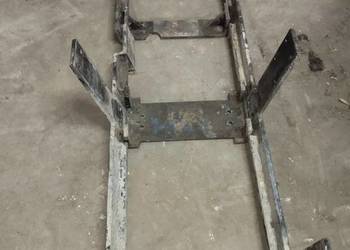 Zabudowa rama leśna spodu ciągnika Valtra Valmet 8550