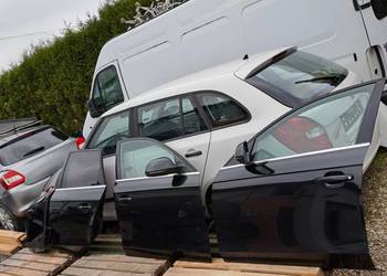 Audi A4 B8 Avant Kombi drzwi kompletne kod lakieru LZ9Y Europa