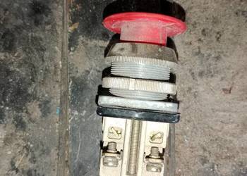 Przycisk grzybek NEF-De/n 2,5A 500V Nowe sterowniczy