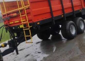 Sprzedam rozrzutnik obornika metal fach