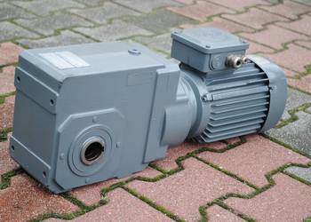 Motoreduktor kątowy 1.5kw. 36obr./min.. Stqber. K303AGD0390D90L4