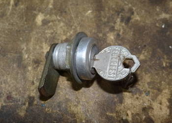 zamek FEUERFEST jak DOBLINA MZ AWO IFA IWL Simson org DDR