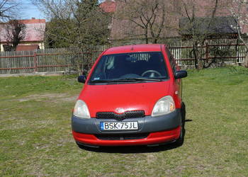 Toyota Yaris 2003r. 1,0 benzyna