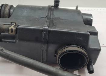 Suzuki Intruder 125 obudowa filtra powietrza