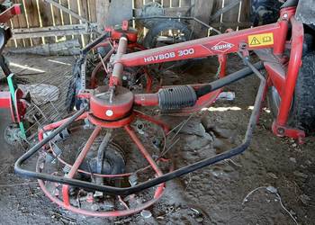 Przetrząsarko zgrabiarka KUHN HAYBOB 300