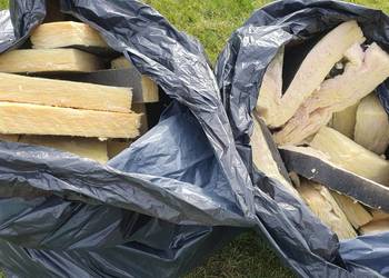 Wełna z welonem - ścinki z grubości 5 i 10[cm]. Lambda 0,034.