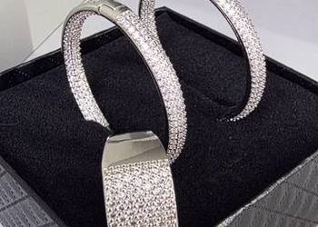 Przepiękny zestaw biżuterii misternie wysadzany cyrkoniami