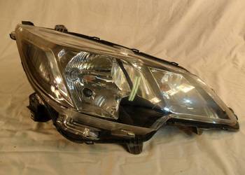 Mitsubishi Space Star lift 19 reflektor prawy przedni lampa prawa przód