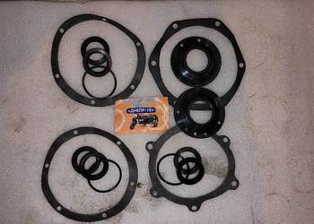Zestaw uszczelek i uszczelniacze dyferencjału Dniepr16 MT12 MW650 MW750