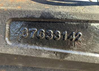 OBUDOWA MOSTU New Holland T7060 87633142