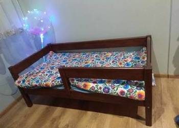 Łóżko dla dziecka 127x67cm lite drewno stan bdb.