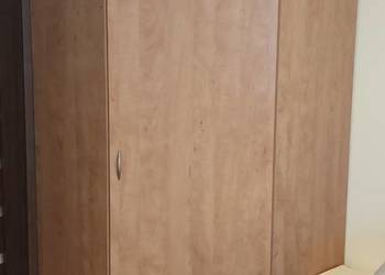 Pojemna Szafa Narożna z Nadstawką – Kolor Olcha – Stan Bardzo Dobry