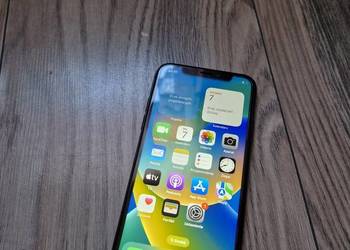 Apple iphone x 64gb czarny w super stanie