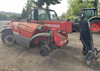 Manitou MHT 860 - maszt siłownik karetka