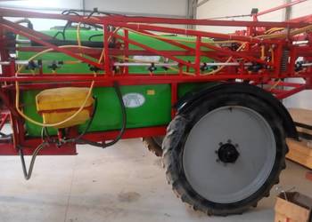 Opryskiwacz Stanimpex 2800 l – belka 21 m, hydraulicznie składana
