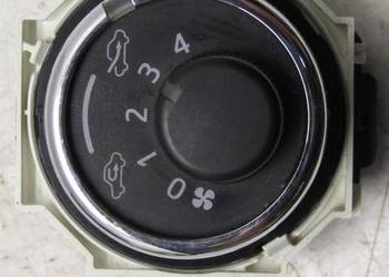 PANEL KLIMATYZACJI NAWIEWU TOYOTA YARIS III