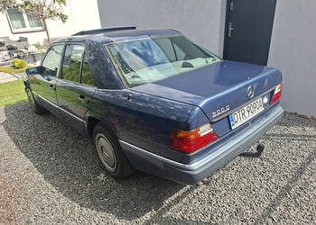 Mercedes W124 300D do remontu