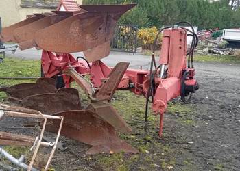 Pług 3 skibowy Krone hydraulicznie obracany