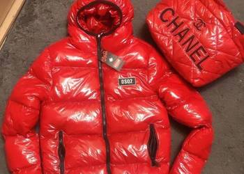 Piękny zestaw zimowa czerwona kurteczka z torebką w takim samym kolorze