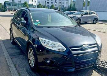 FORD FOCUS MK3 KOMBI DRZWI PRAWY PRZÓD KOD FB RADOM