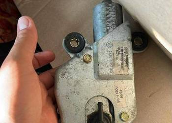 Sprzedam silniczek wycieraczki tylniej bmw e36