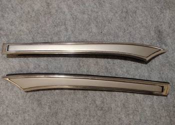Mercedes W123 Listwy ozdobne srebrne L i P