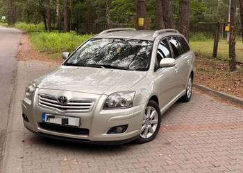 Toyota Avensis LIFT 1.8 Benz.__Salon Polska __ Bezwypadkowa __ maly przebie