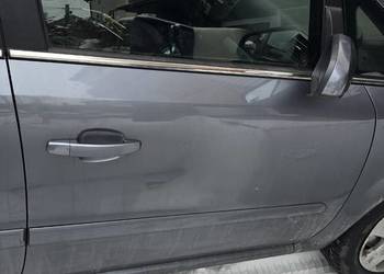 Drzwi prawy przód do opla zafira B 2006 rok KOD Lakieru Z 155