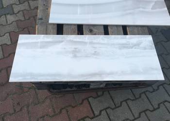 Glazura / płytka ścienna coma 32,8x89,8 firmy TUBĄDZIN