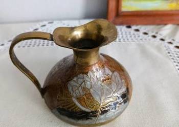 Vintage mosiężny dzbanek wazon