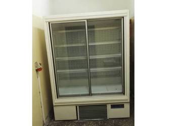 Regał chłodniczy produkcji włoskiej, wyświetlacz temperatury