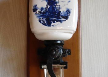 MŁYNEK ścienny do kawy