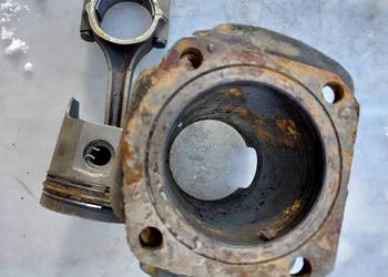 fiat 126p 600cm cylinder tlok korba