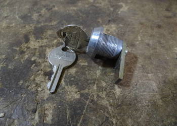 zarezerwowane zamek DOBLINA MZ Simson org, DDR