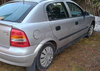 Czesci Opel Astra 1.6 benzyna 8V kod lak Z157