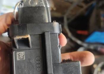 Stacyjka kluczyk 8K0989131D Audi a5 Sportback a4b8