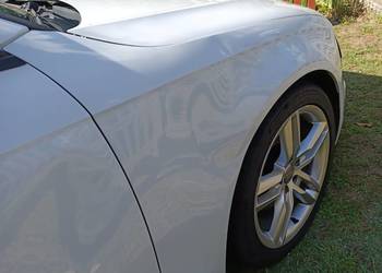 Błotnik prawy Audi A4 B8 2015r LS9R