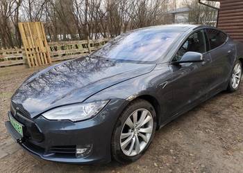 Tesla model S 2014 rok darmowe ładowanie