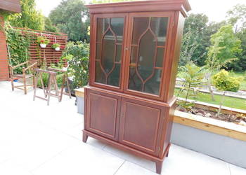 Recznie robiona witryna w stylu angielskim. 2 części nr 830