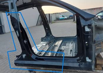 TESLA MODEL Y 2022r SŁUPEK ŚRODKOWY PRAWY czarny PBSB